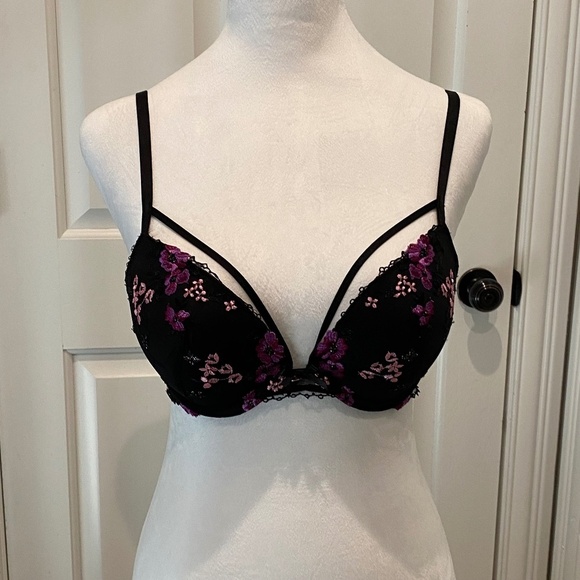 New! Victoria's Secret Very Sexy lace Push Up embroidery black floral, 16148 - Picture 4 of 14